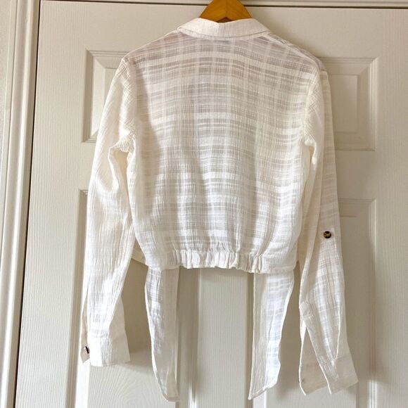 EXPRESS Tie Waist Button Down Top - Picture 7 of 9